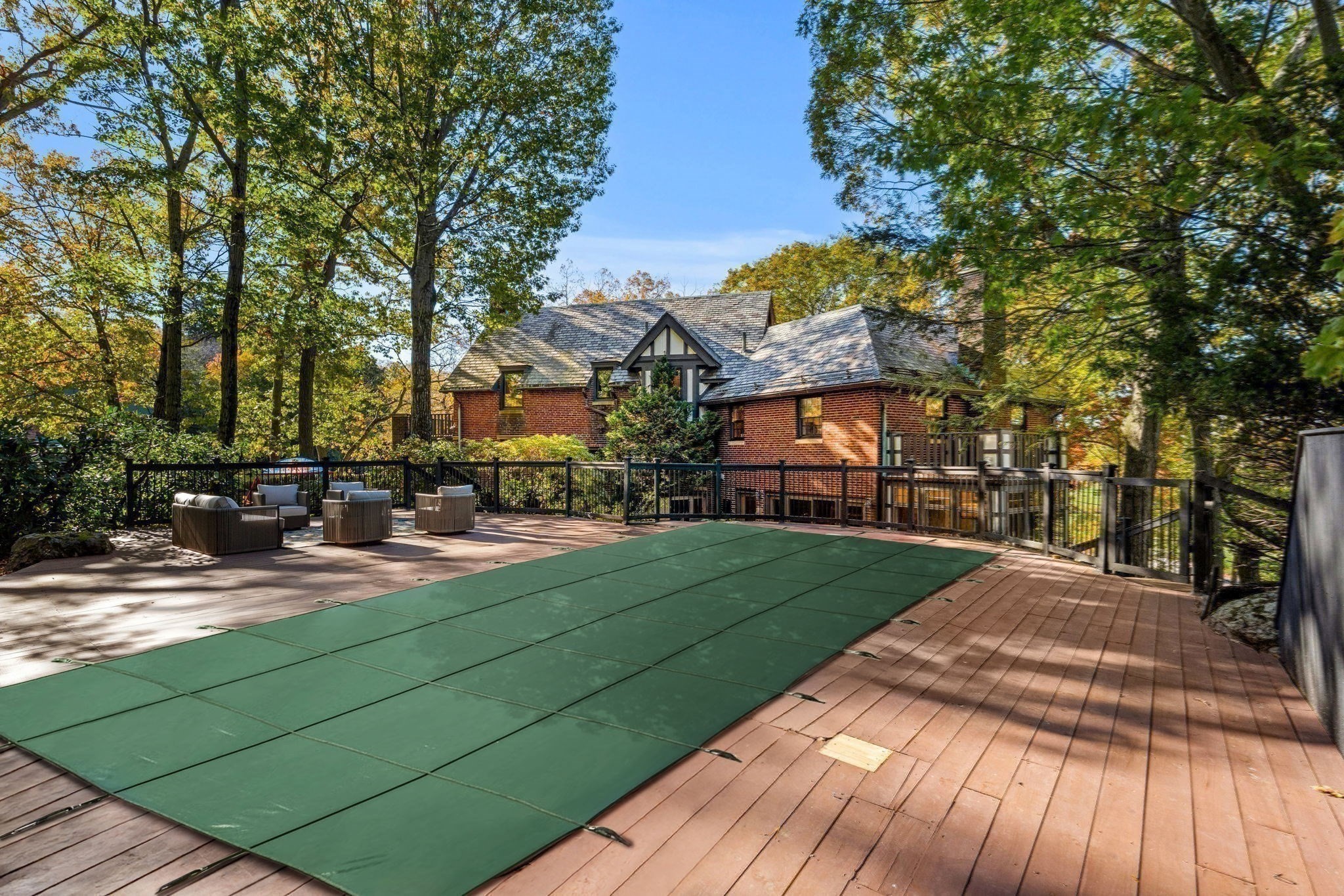 1125 W Roxbury Pkwy, Brookline, MA 02467 - Image 37