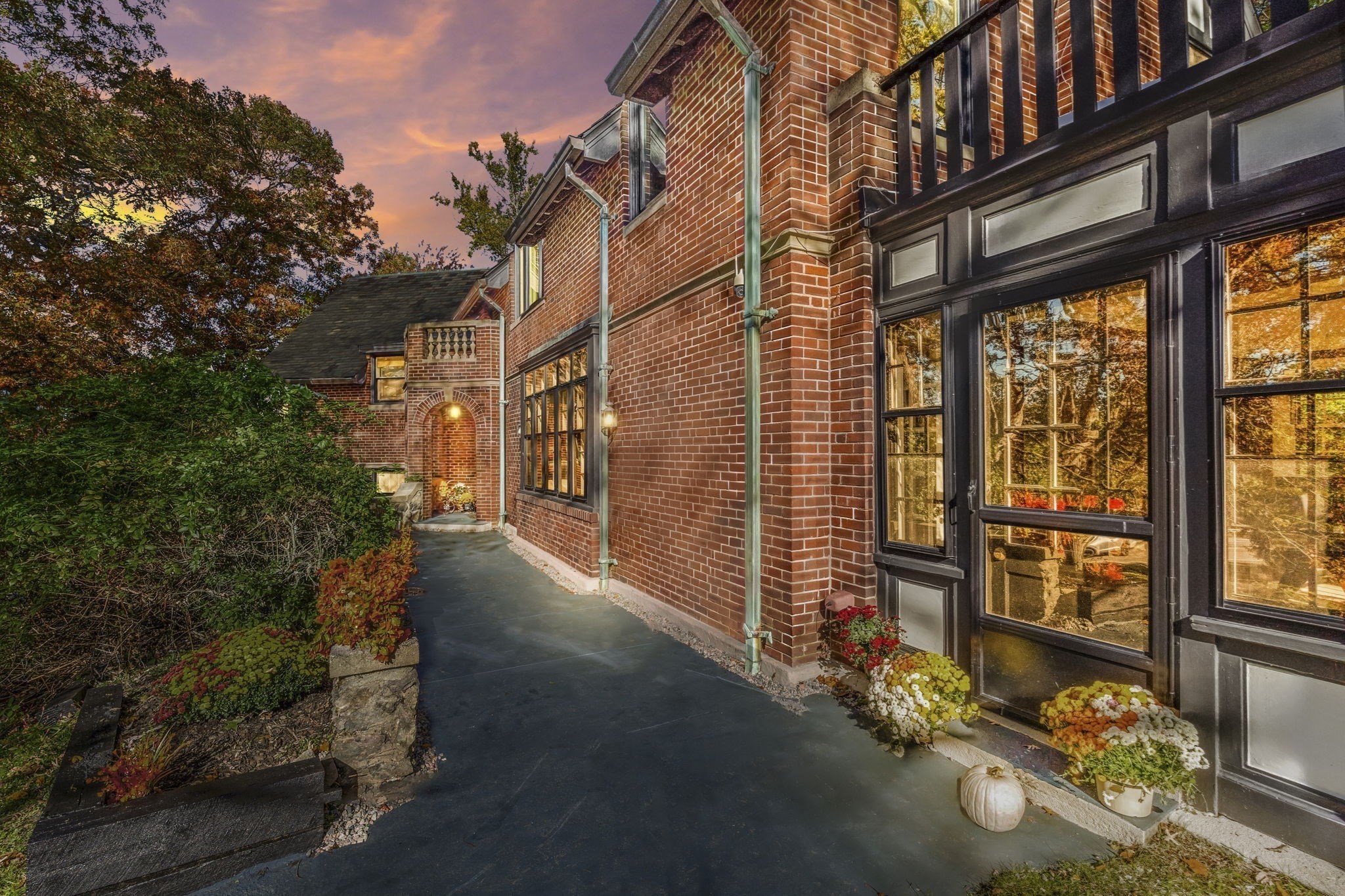 1125 W Roxbury Pkwy, Brookline, MA 02467 - Image 5