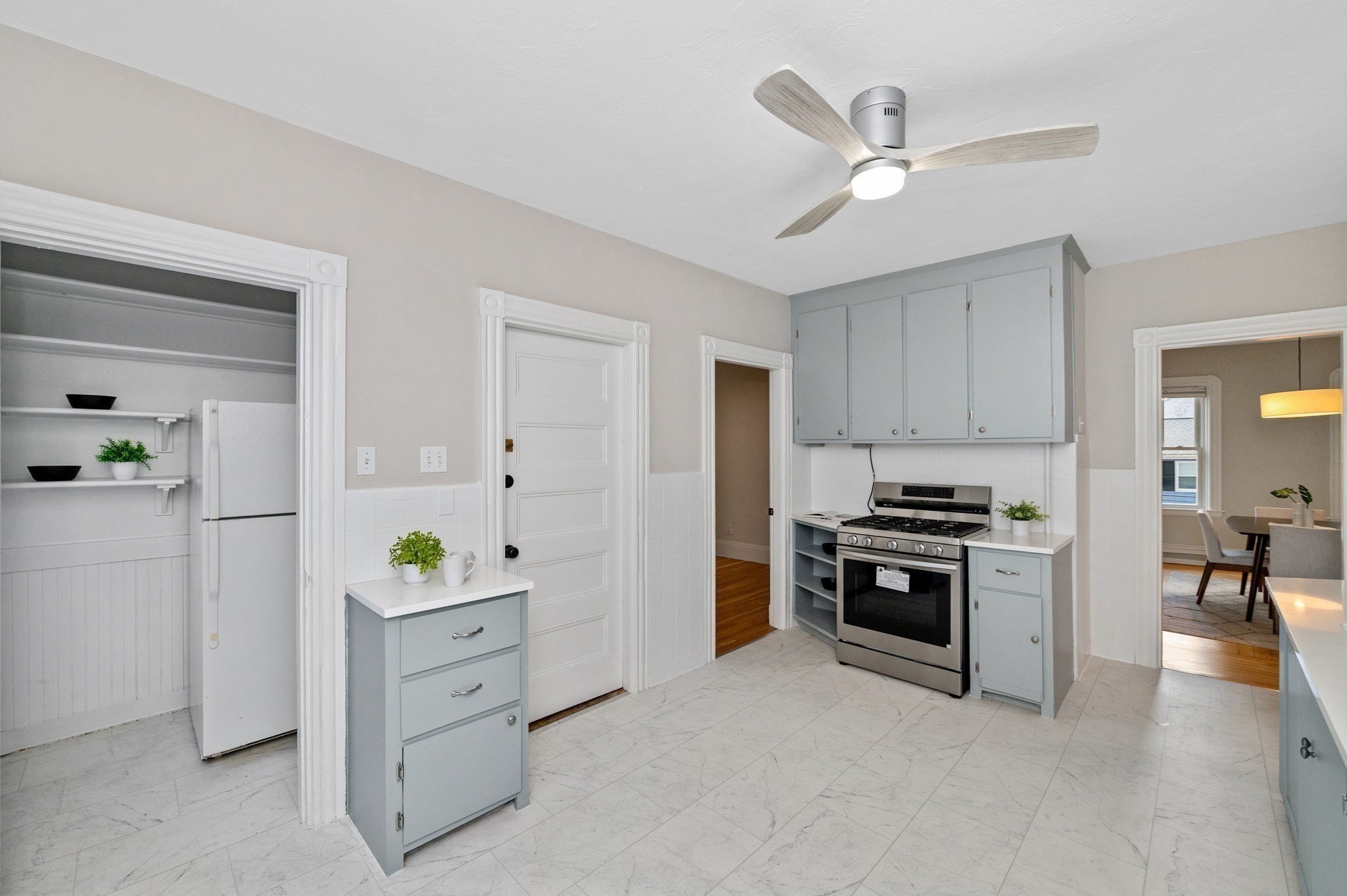 87 Holworthy St Unit 2, Cambridge, MA 02138 - Image 5