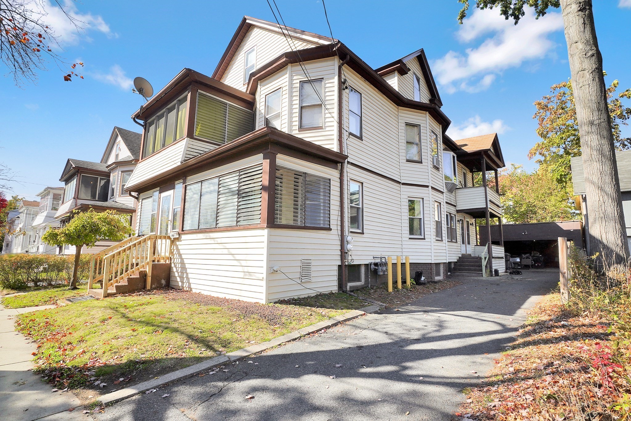 Springfield 4 Bed 2 Bath Multi-Family Home for Sale - Sold for $409,000