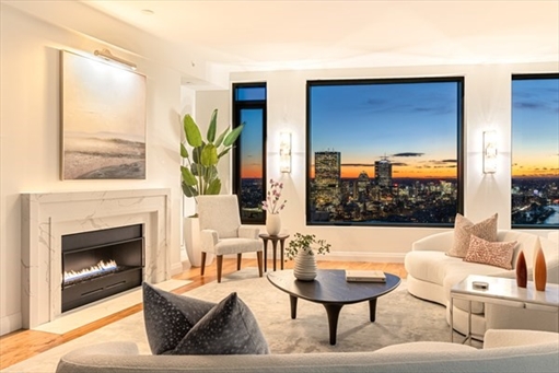 110 Sudbury Street, Apt 3601