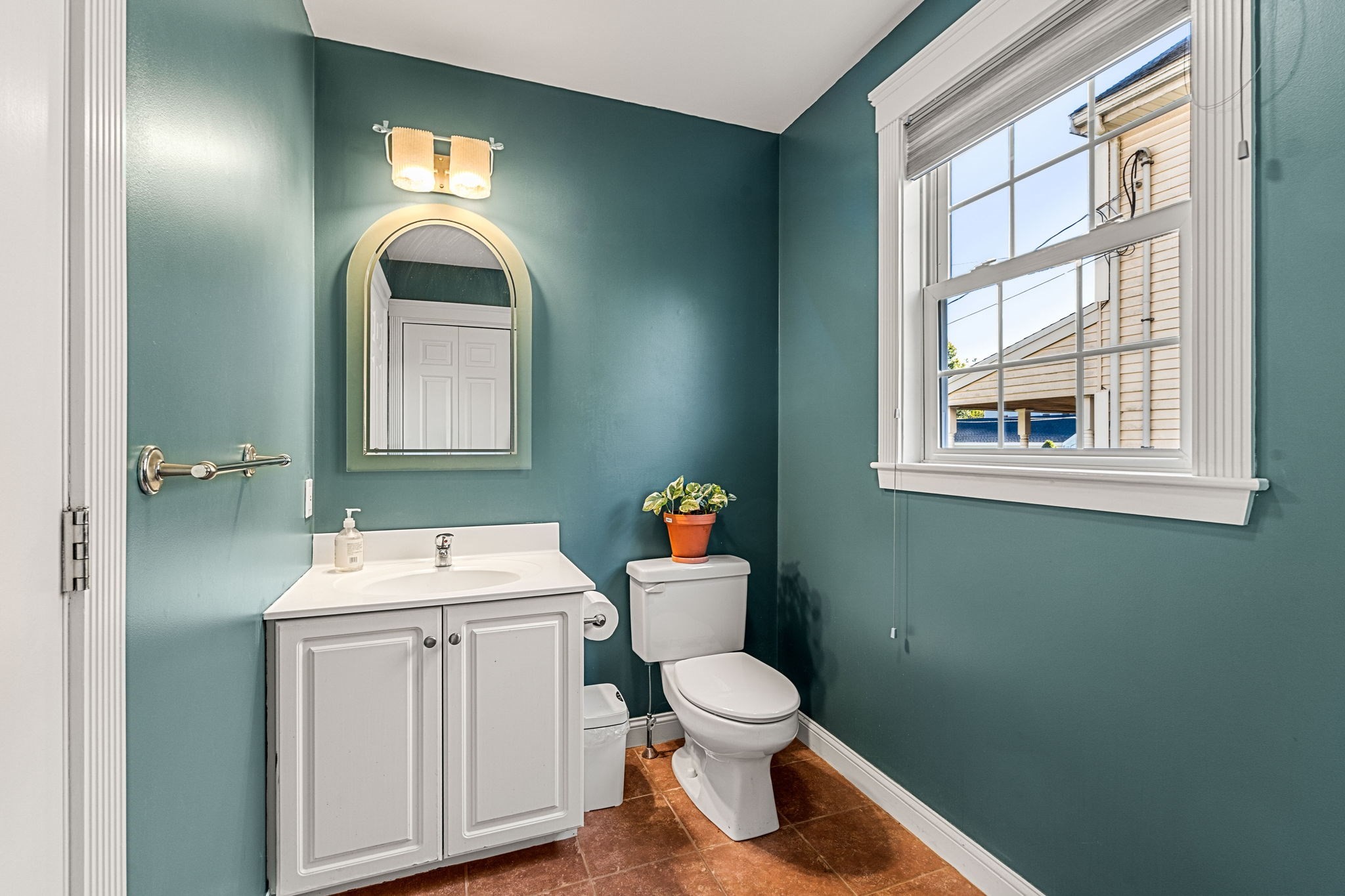 50 Heron St, West Roxbury, Boston, MA 02132 - Image 23