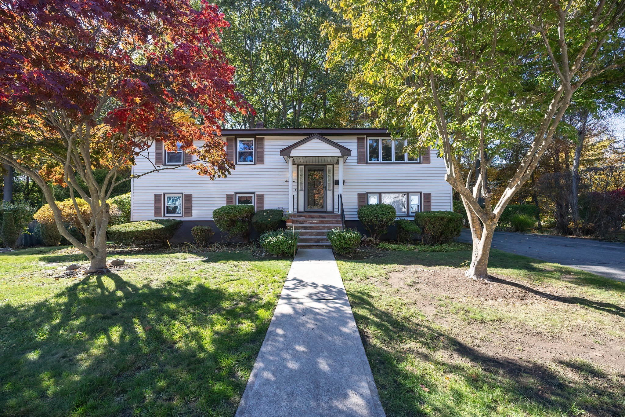 17 Plymouth Rd, Peabody, MA 01960