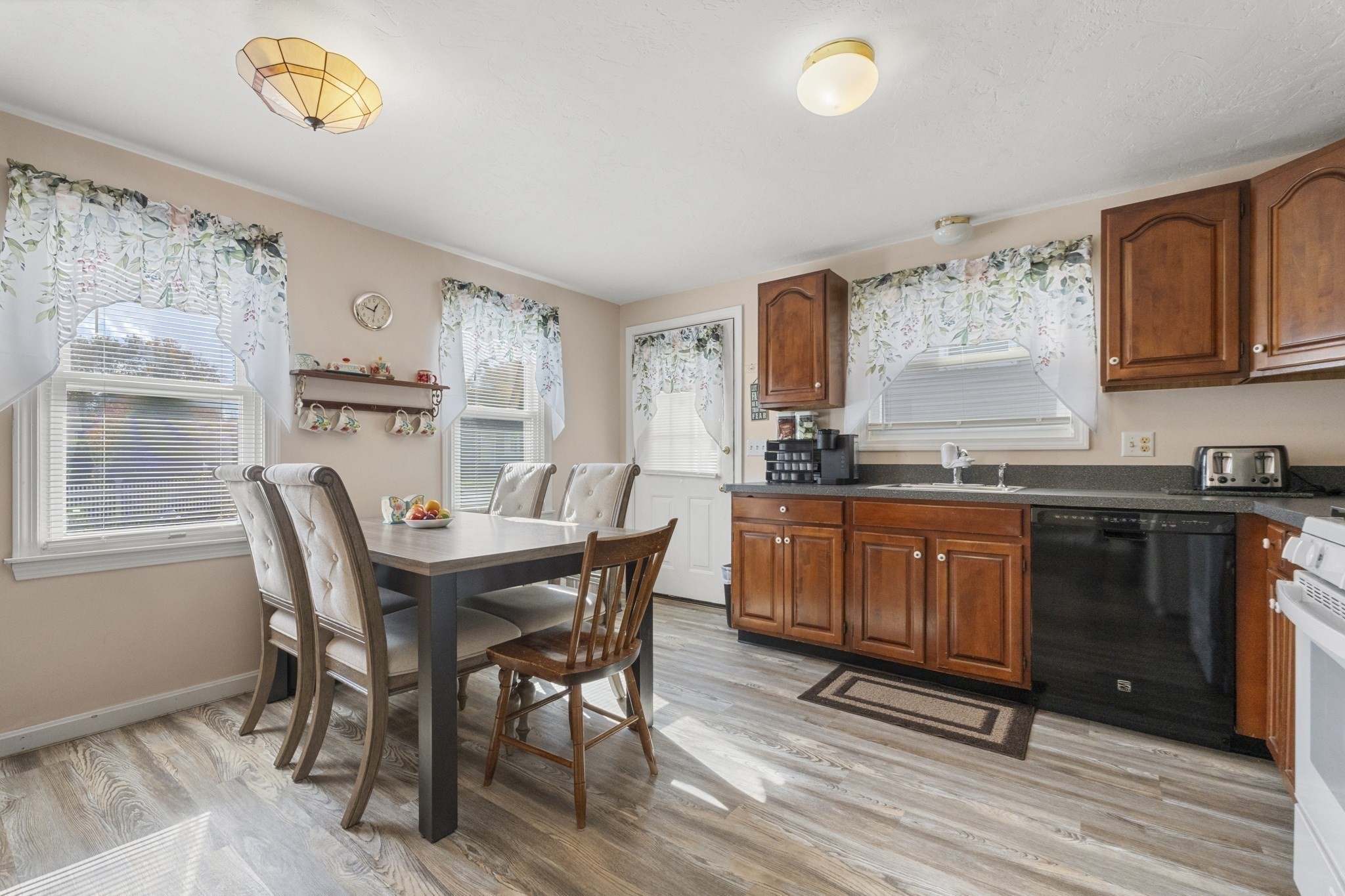 92 Gloucester St, Brockton, MA 02302 - Image 6