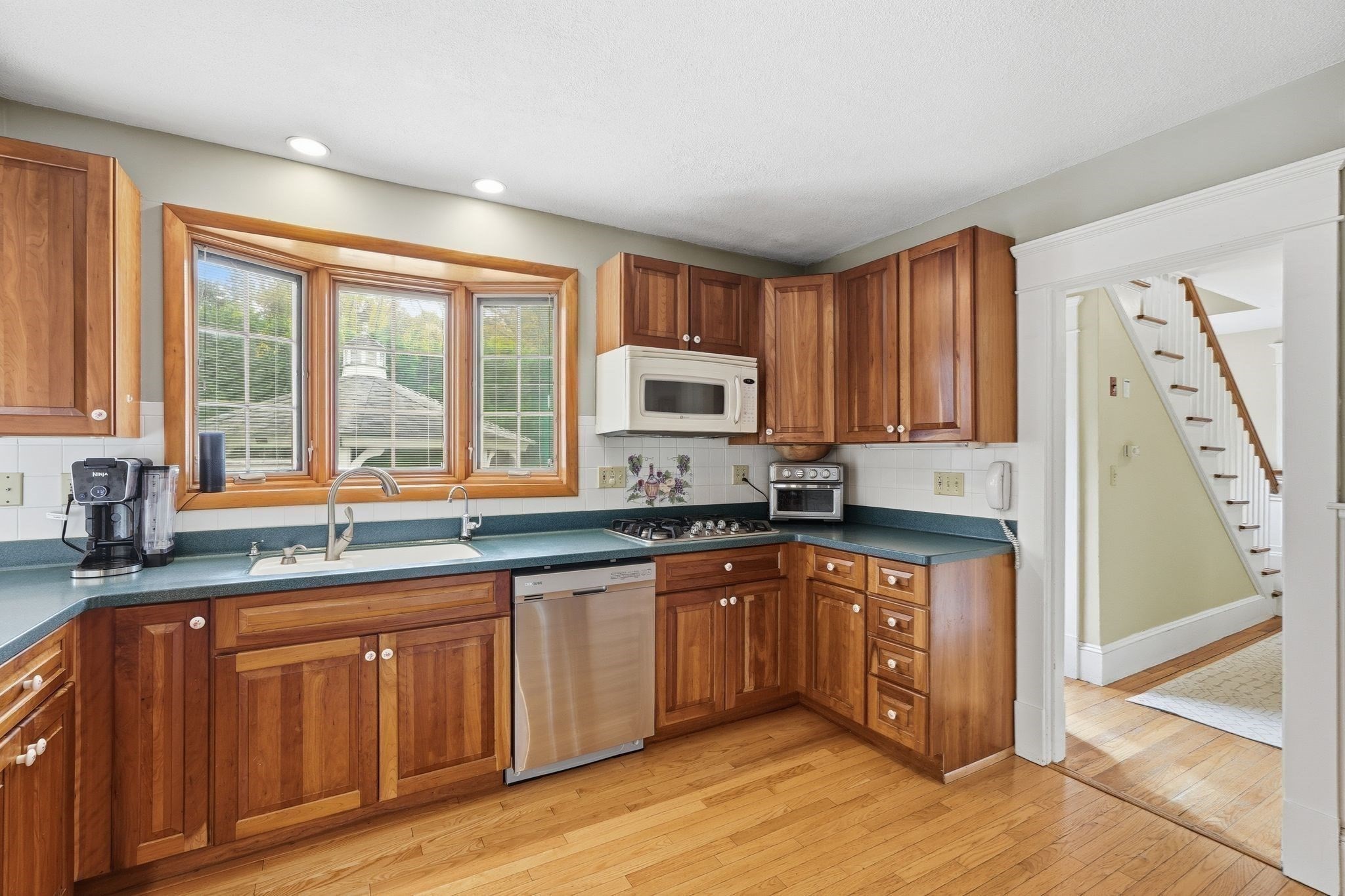 115 Woodbridge St, South Hadley, MA 01075 - Image 7