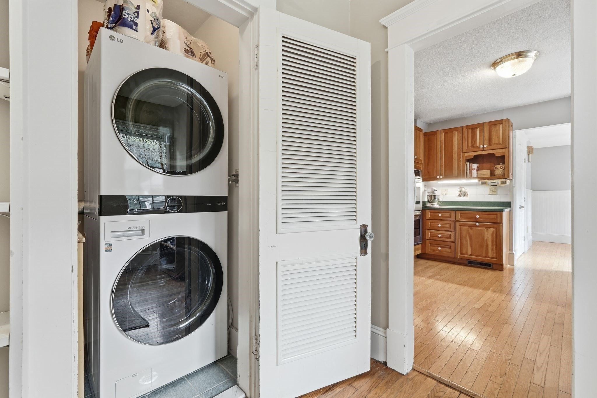 115 Woodbridge St, South Hadley, MA 01075 - Image 10