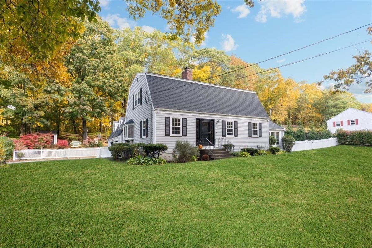 249 High St, Hingham, MA 02043 - Image 21