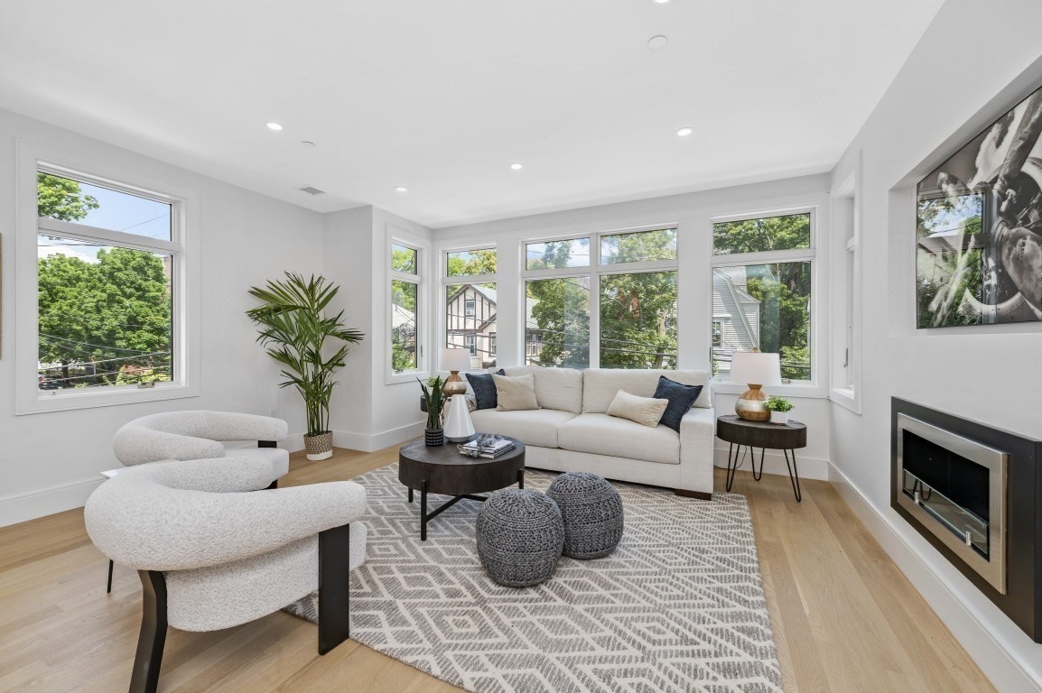 24 Auburn Unit U2, Brookline, MA 02446 - Image 2