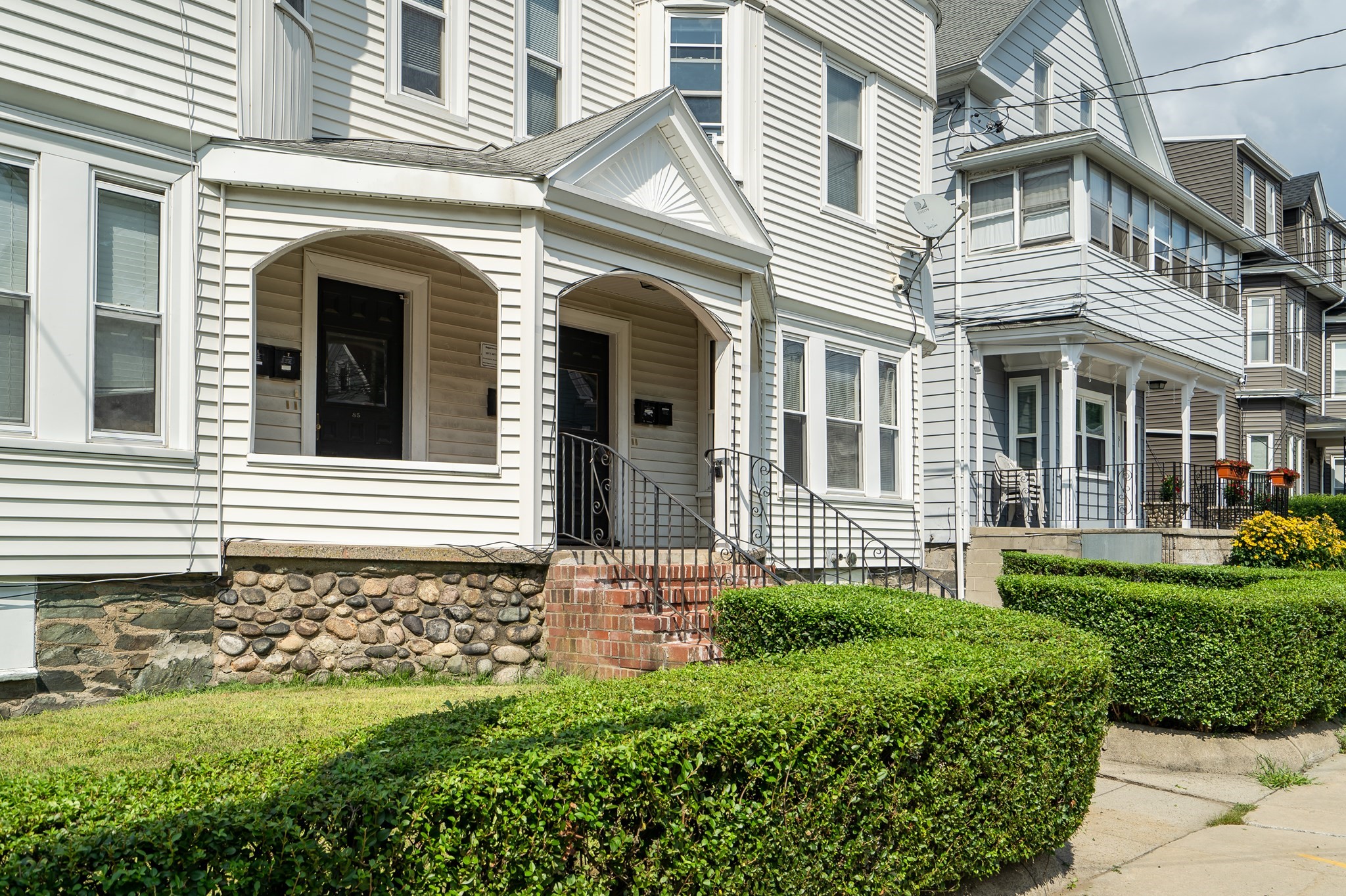 83 Surrey St, Boston - Brighton, MA 02135