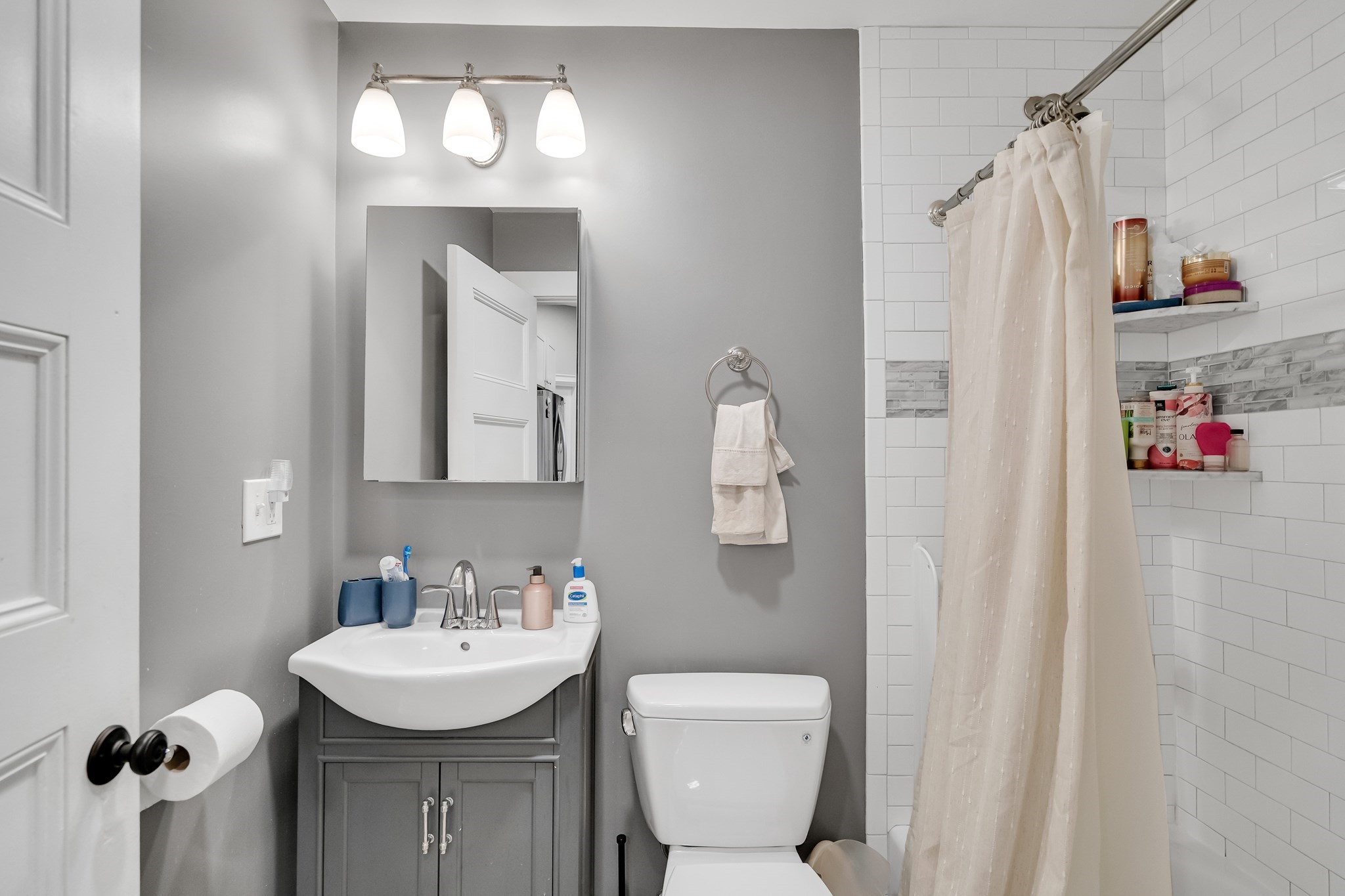 83 Surrey St, Brighton, Boston, MA 02135 - Image 11