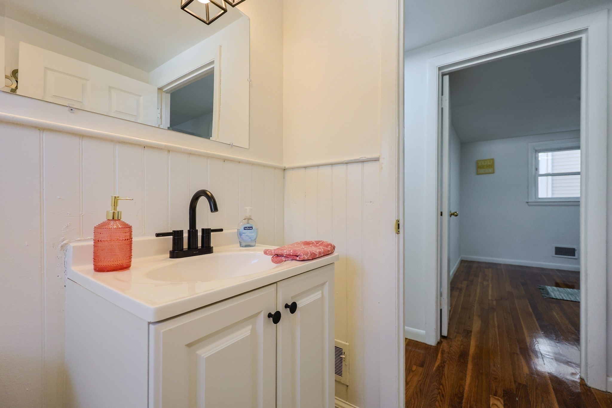 17 Mokema Ave, Waltham, MA 02451 - Image 15