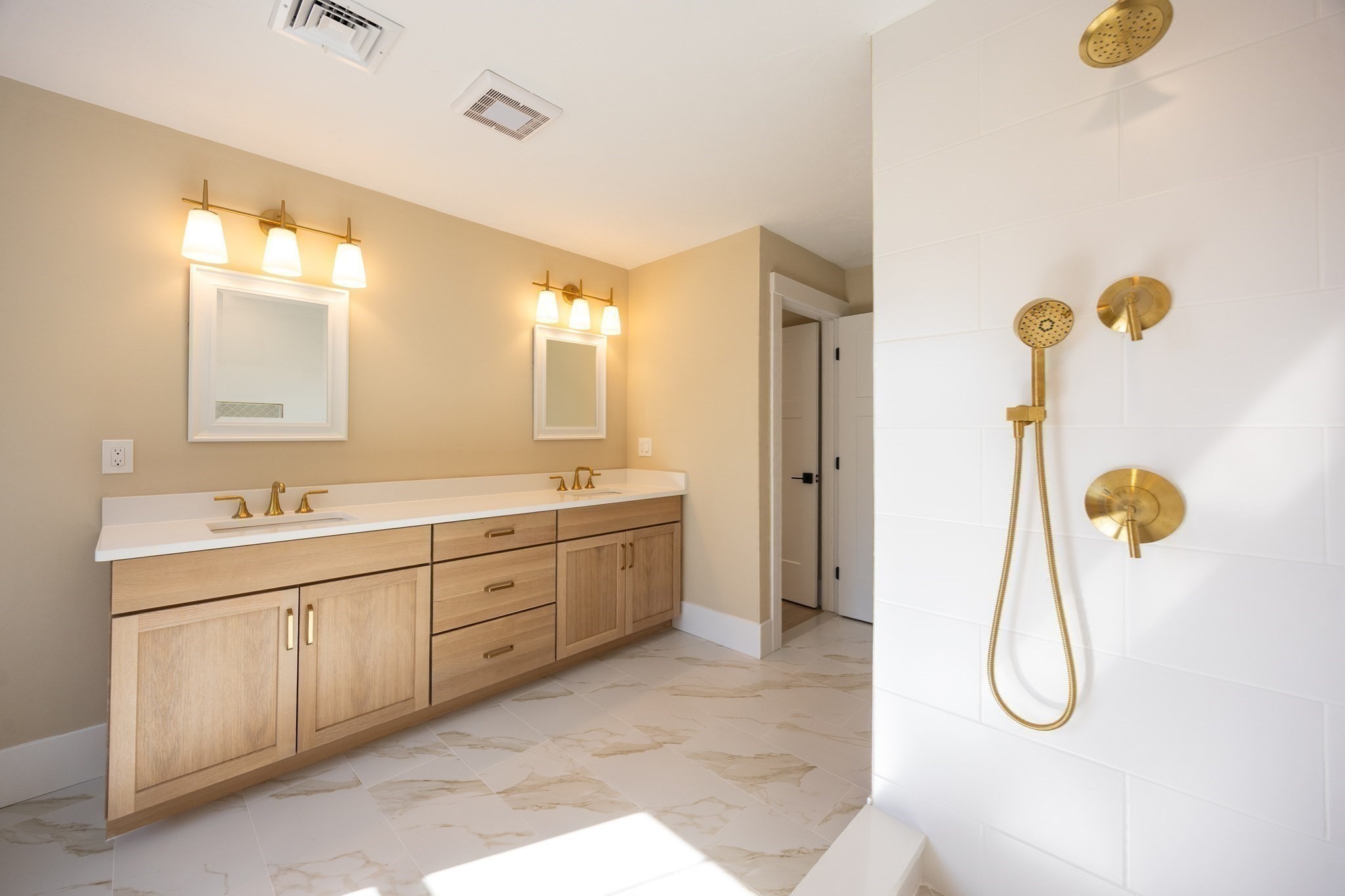 53 Thomas Mann Circle Unit 31, Norfolk, MA 02056 - Image 12