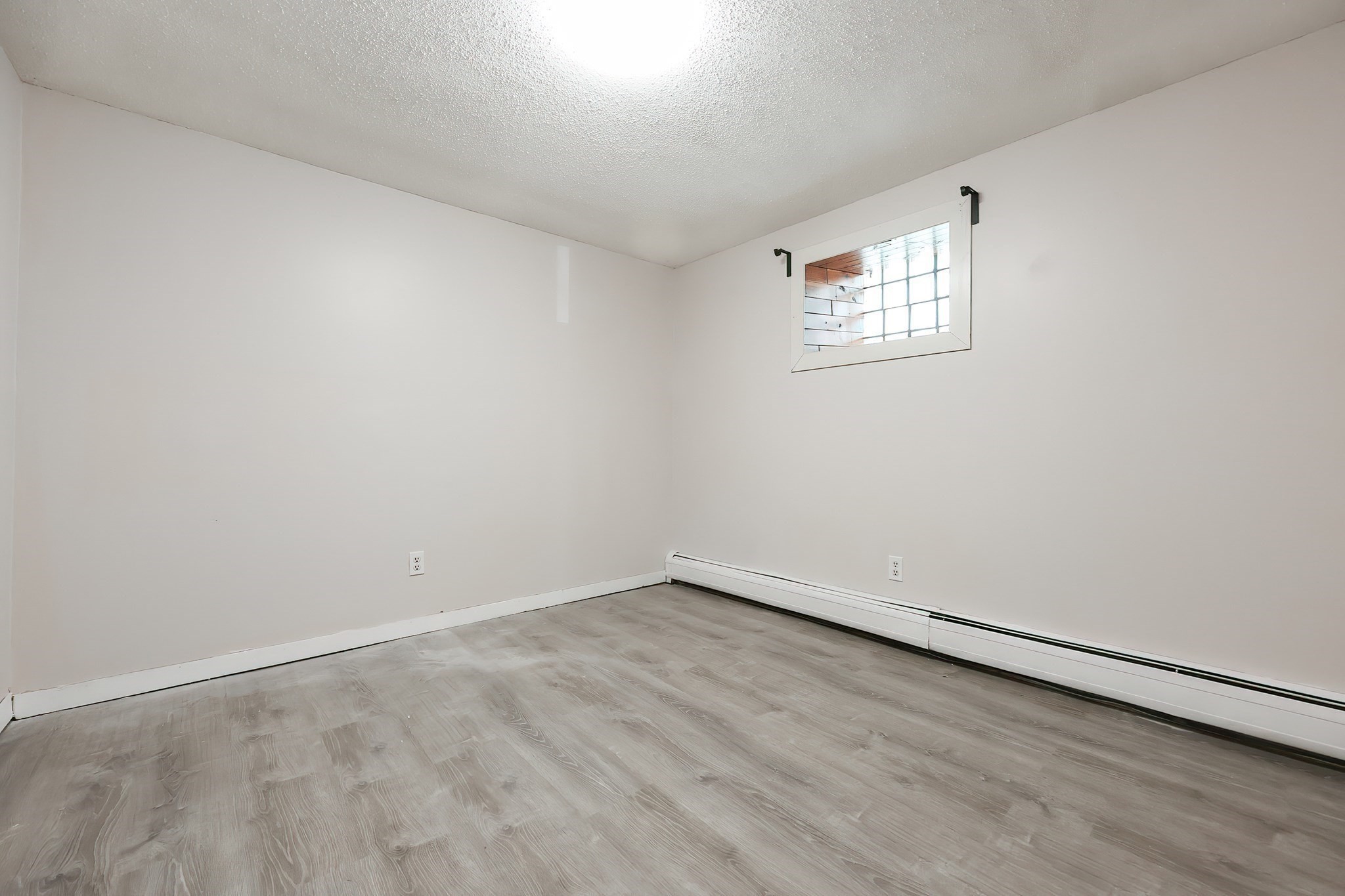 105 16th St, Fall River, MA 02723 - Image 29