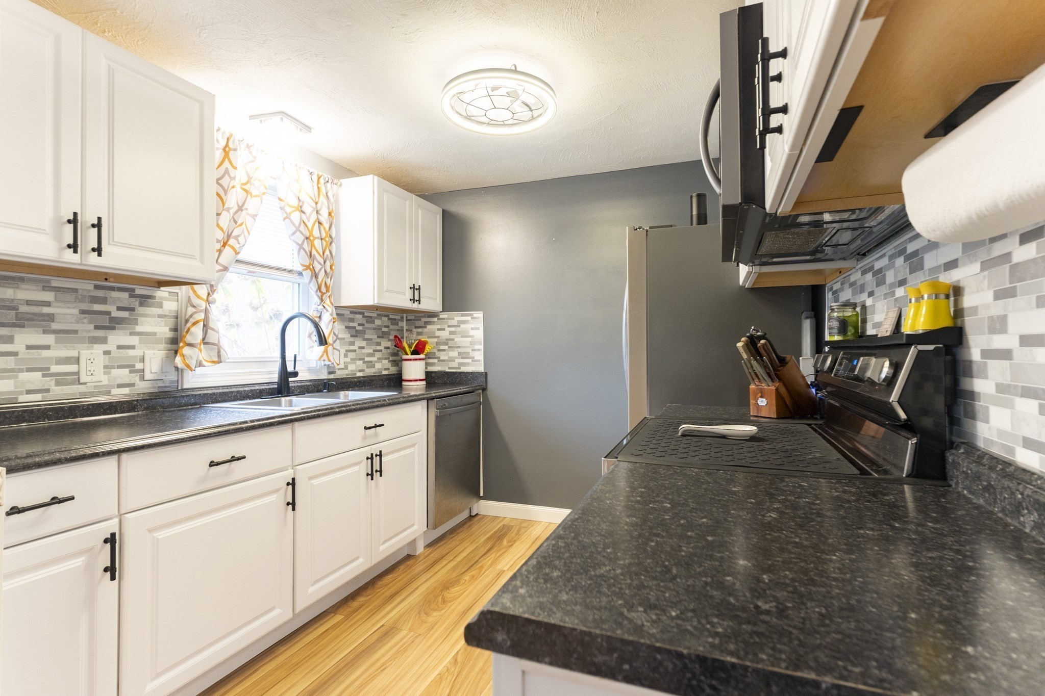 213 Bayberry Hill Ln Unit 213, Leominster, MA 01453 - Image 6