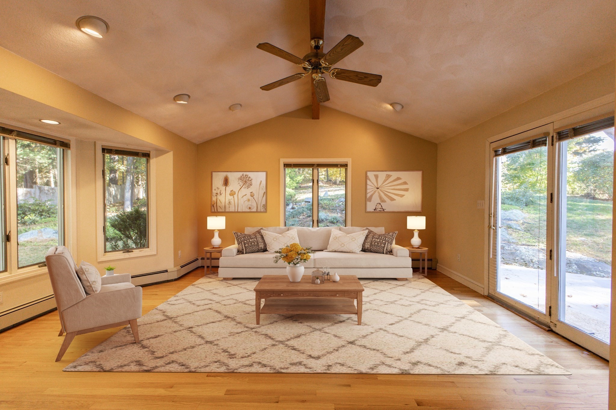 195 High St, Holliston, MA 01746