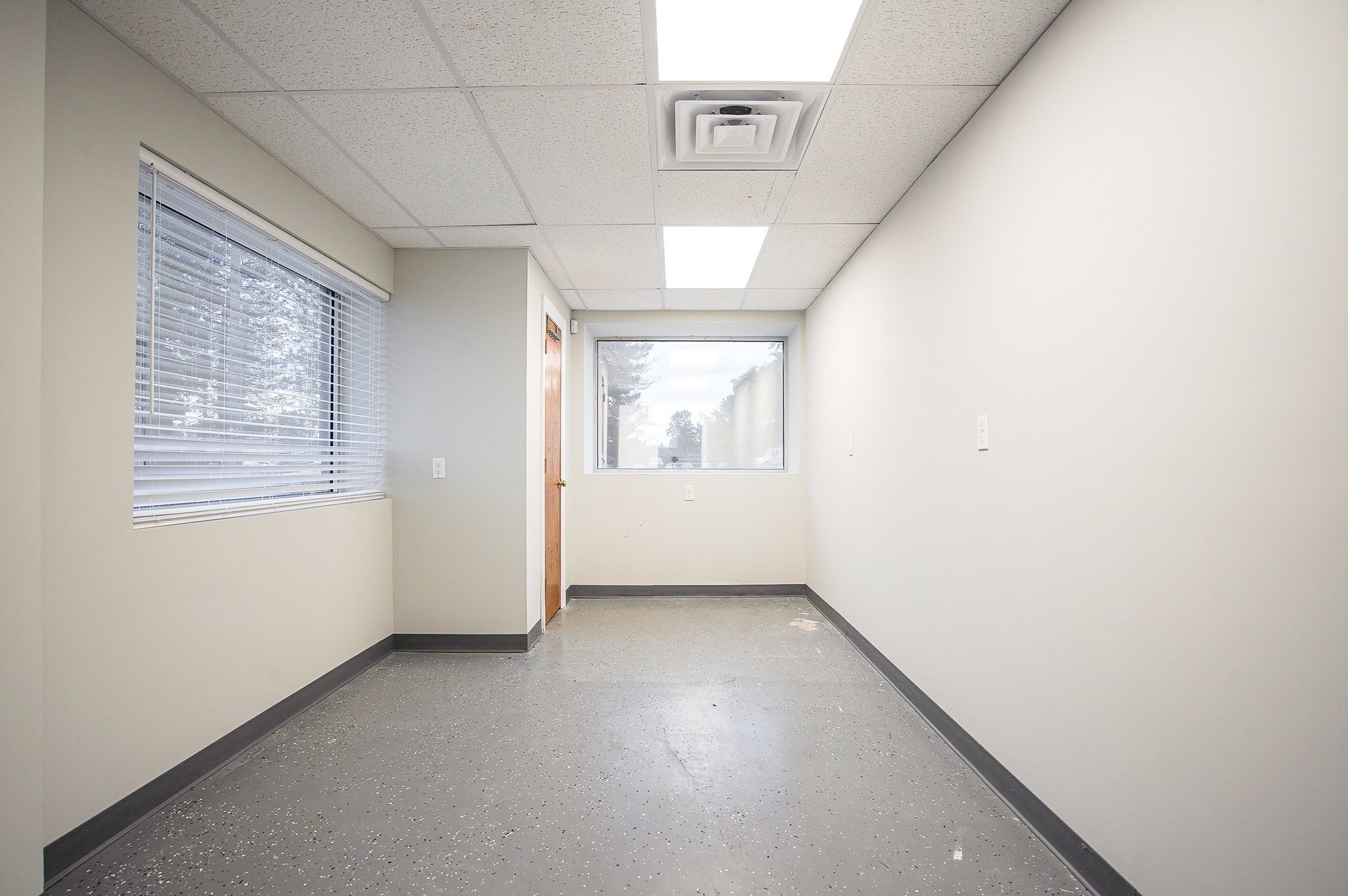 733 Memorial Avenue, West Springfield, MA 01089 - Image 20