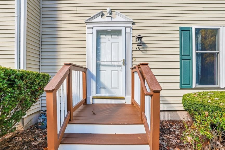 35 Highland Park Unit 35, Uxbridge, MA 01569