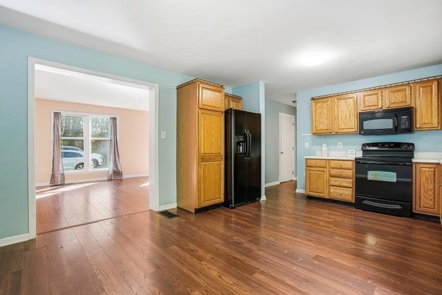 35 Highland Park Unit 35, Uxbridge, MA 01569 - Image 9
