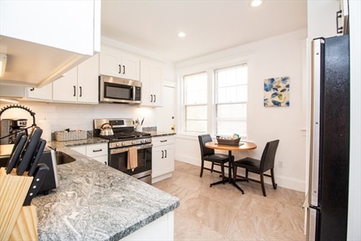 461 Washington St, Apt 1