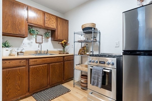 46 Lewis Street, Apt A