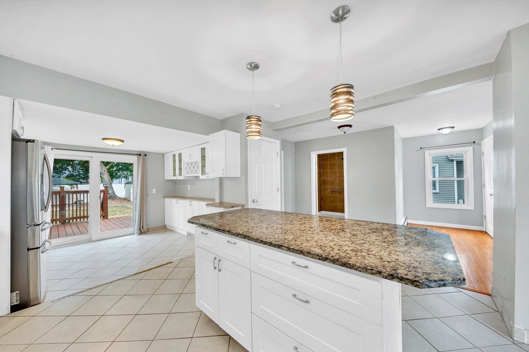 15 Sixth St, Leominster, MA 01453 - Image 8