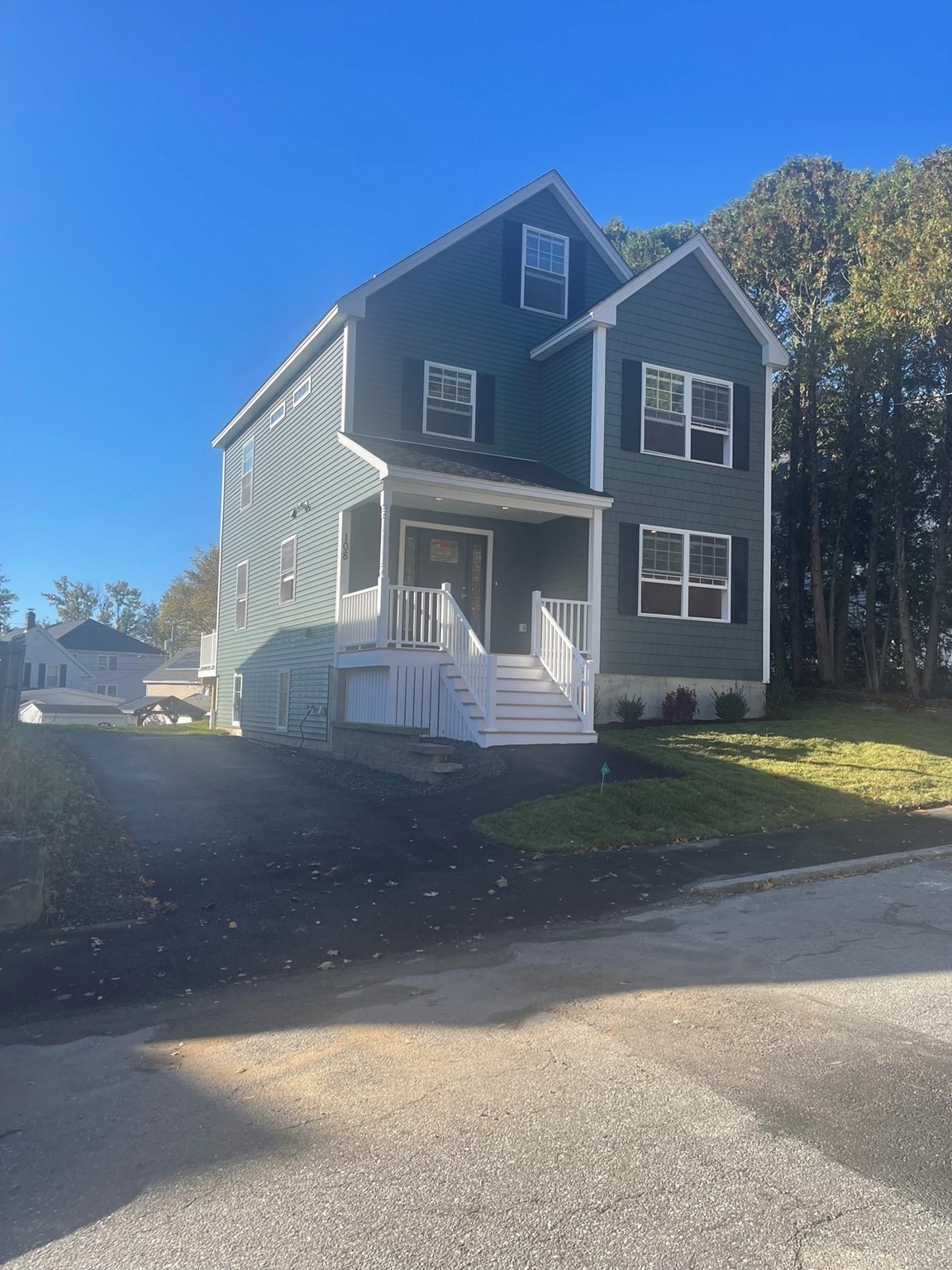 108 Billings Street, Lowell, MA 01850