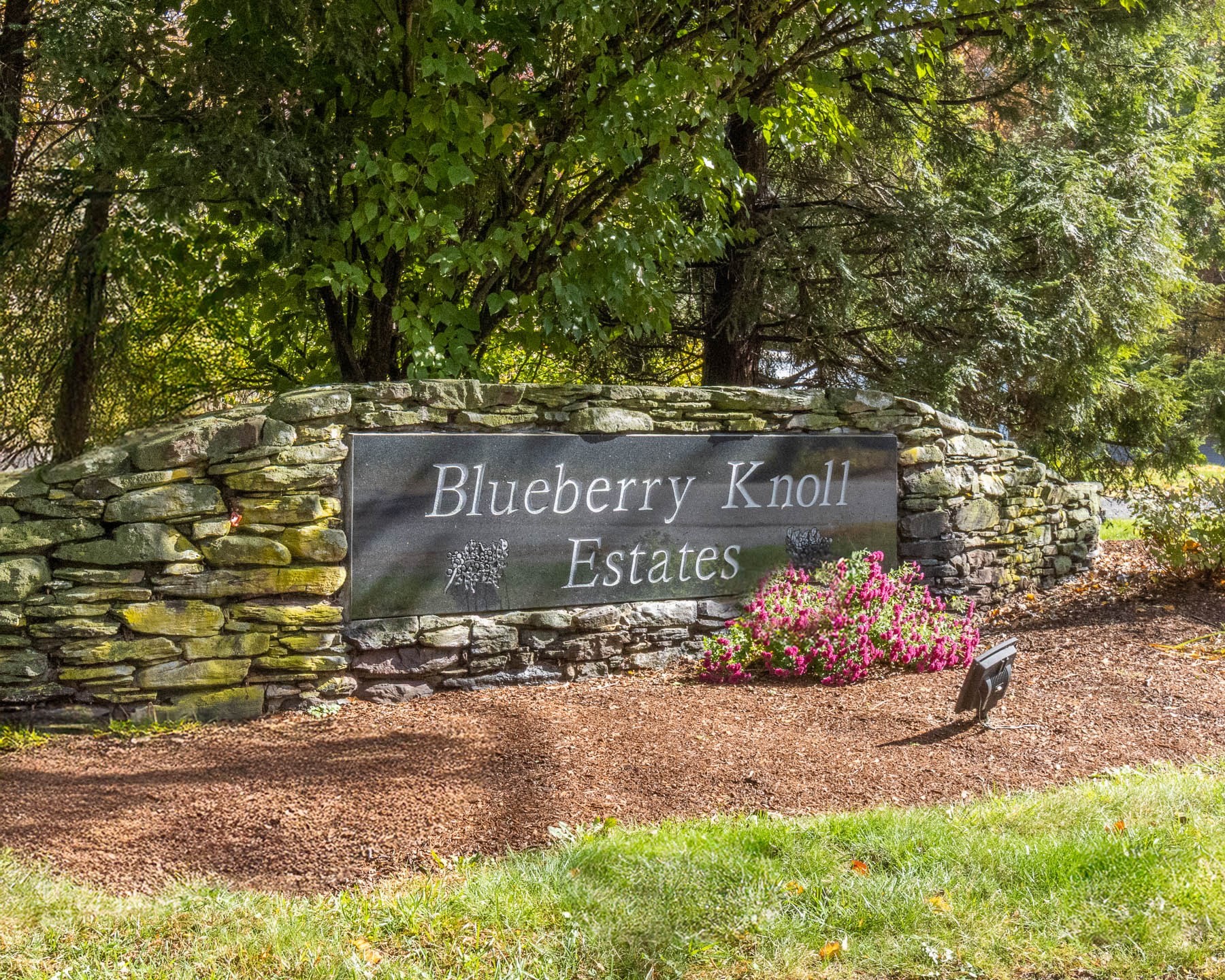 4 Stanley Rd, Norton, MA 02766 - Image 2