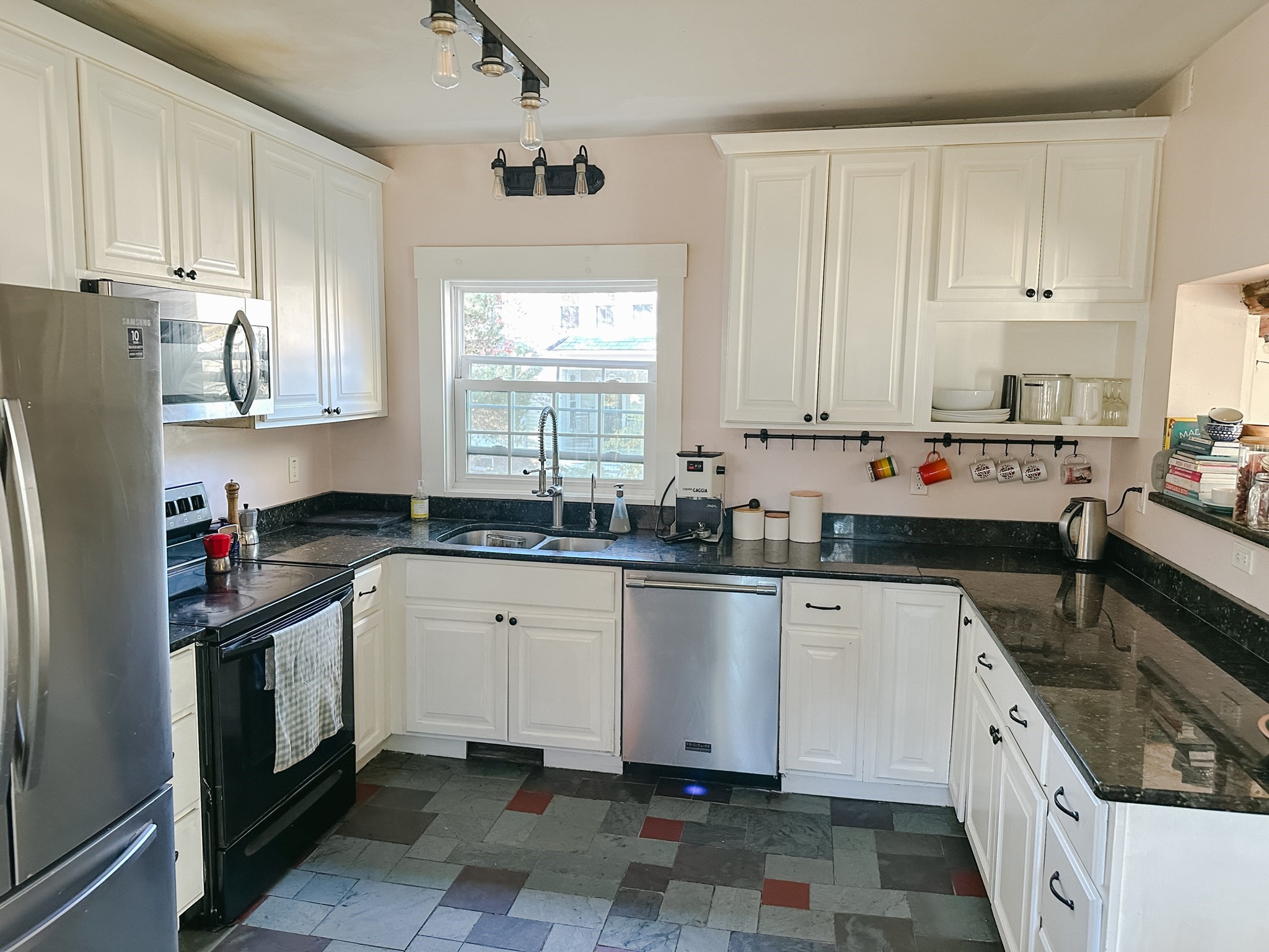10 Maple St, Sturbridge, MA 01566 - Image 15