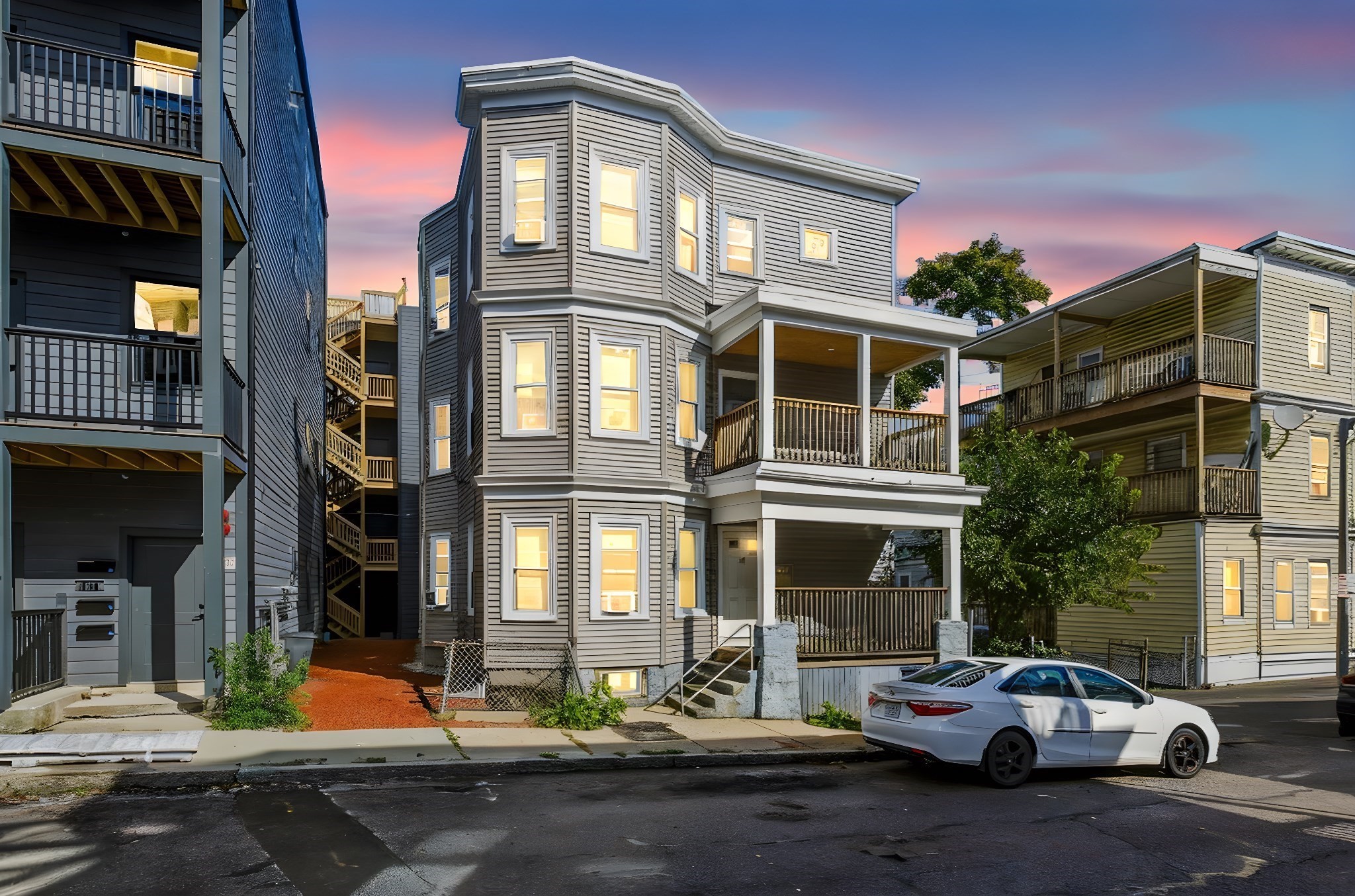 38 Woodford St, Boston - Roxbury, MA 02125