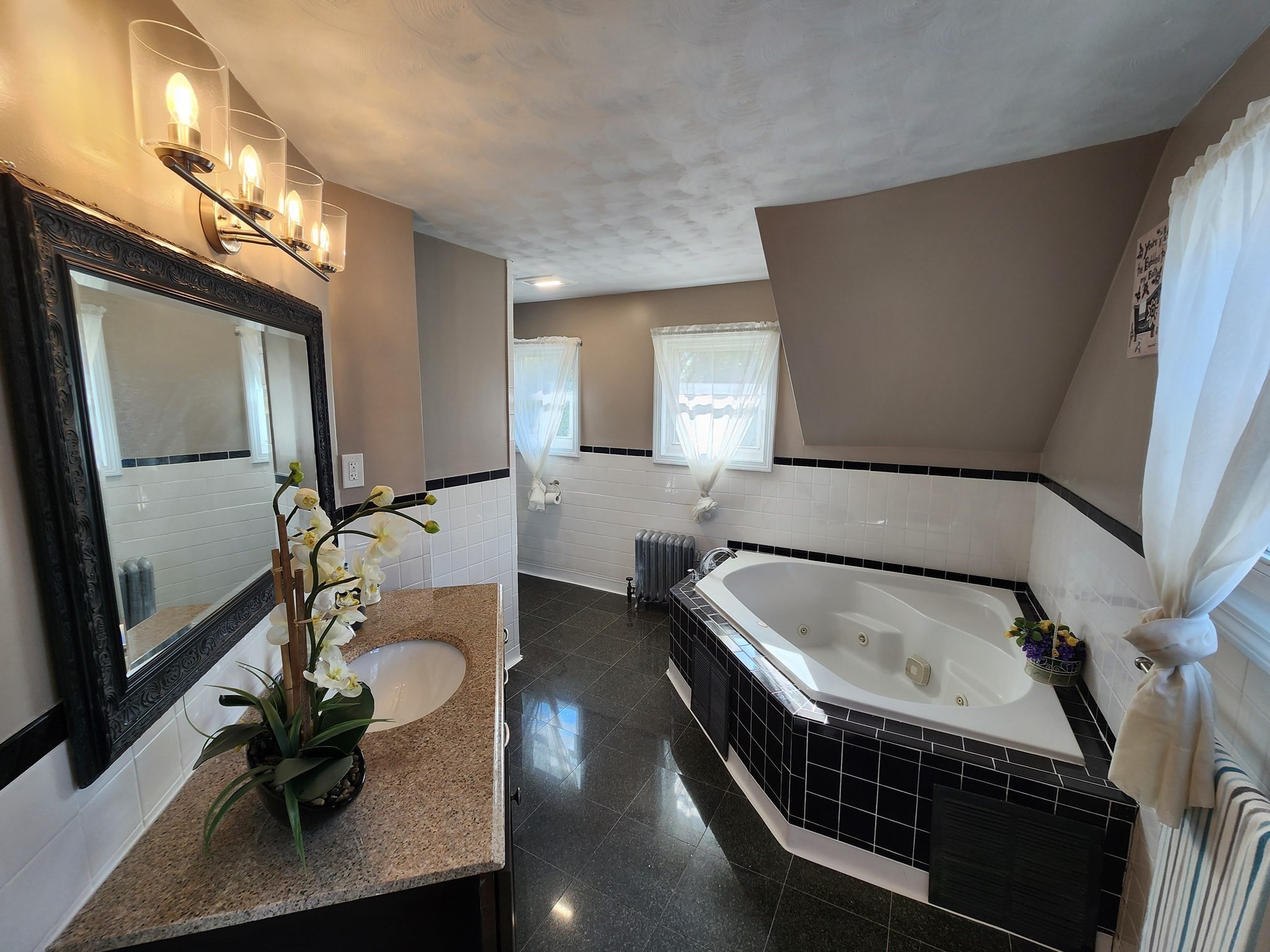 3 Granville Ave, Worcester, MA 01606 - Image 8