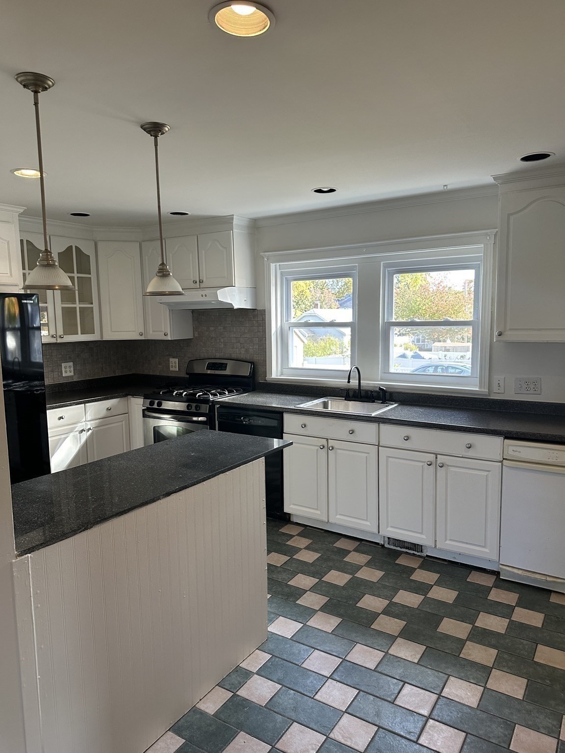 36 Jasper Street, Saugus, MA 01906 - Image 11