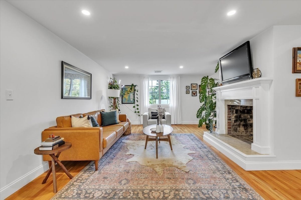 1057 Whitman St, Hanson, MA 02341 - Image 14