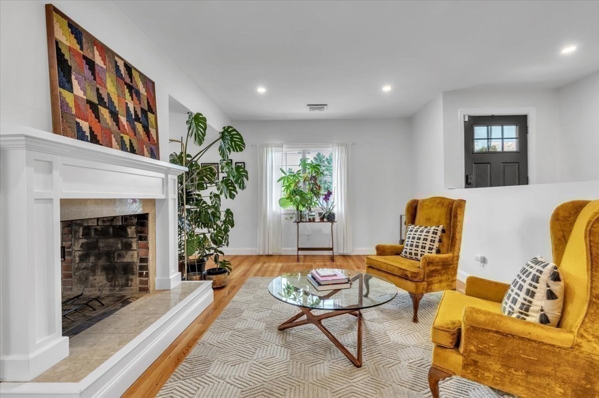 1057 Whitman St, Hanson, MA 02341 - Image 10