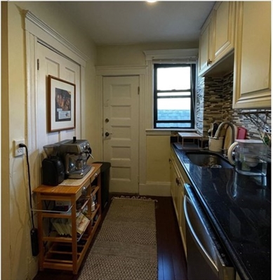 1672 Beacon St, Apt 2