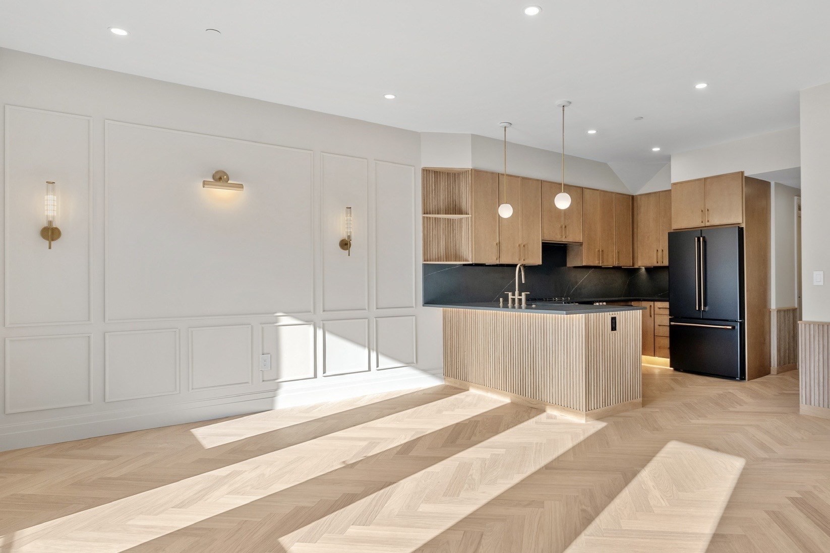 219 Saratoga Street Unit 2, East Boston, Boston, MA 02128 - Image 2