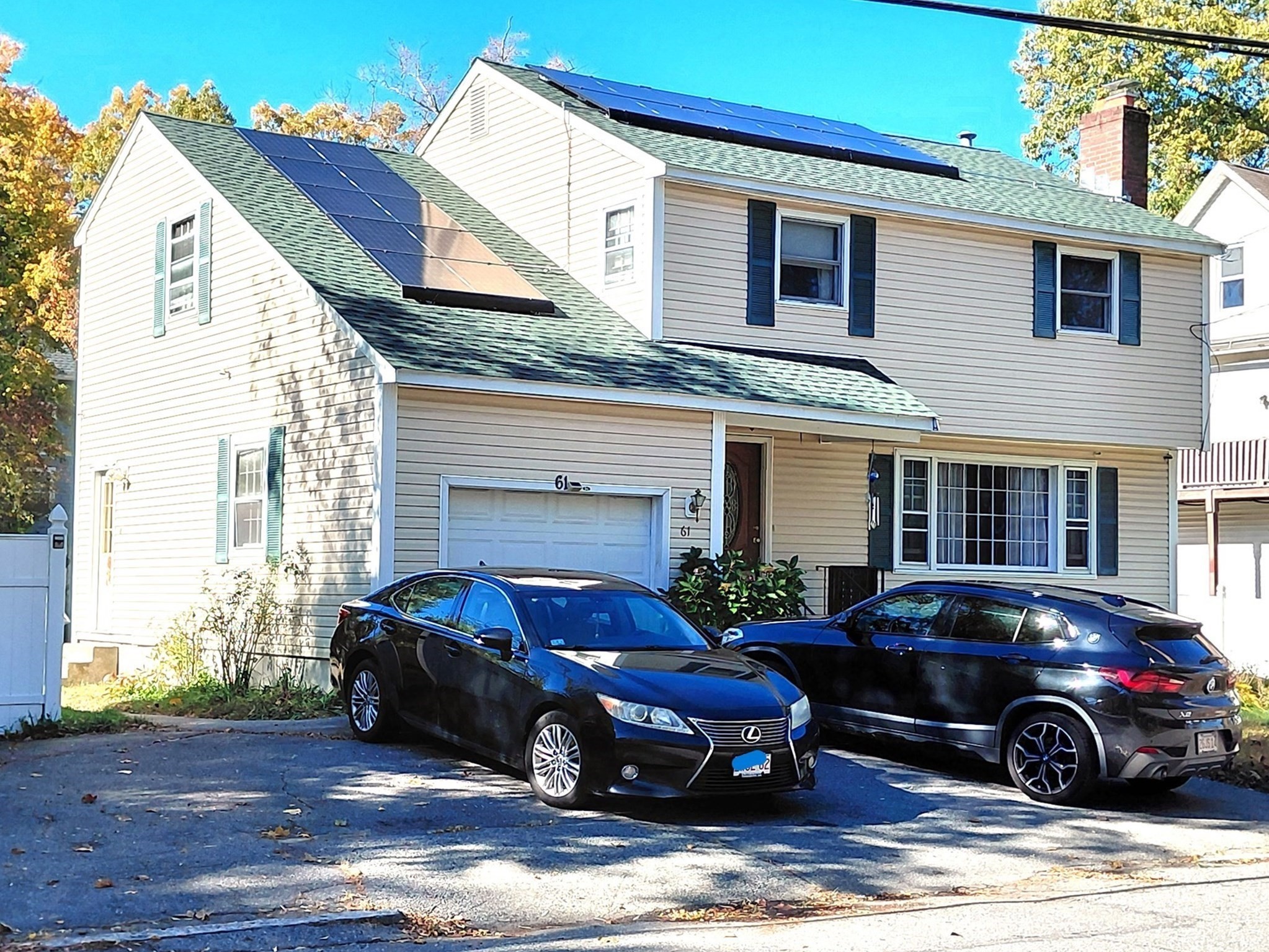 61 Florence Ave, Lowell, MA 01851