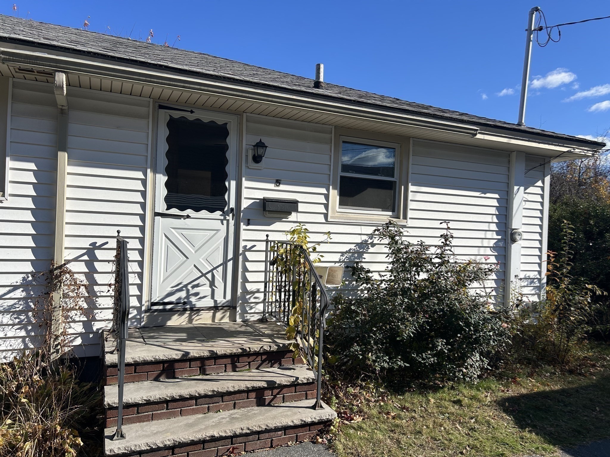 5 Lafayette Ave, Lawrence, MA 01843 - Image 5