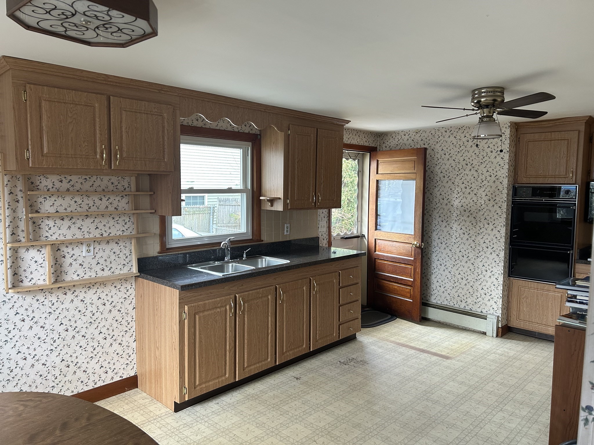 5 Lafayette Ave, Lawrence, MA 01843 - Image 6