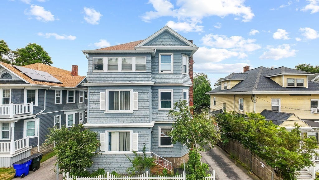 37 Shawmut St, Fall River, MA 02720 - Image 2