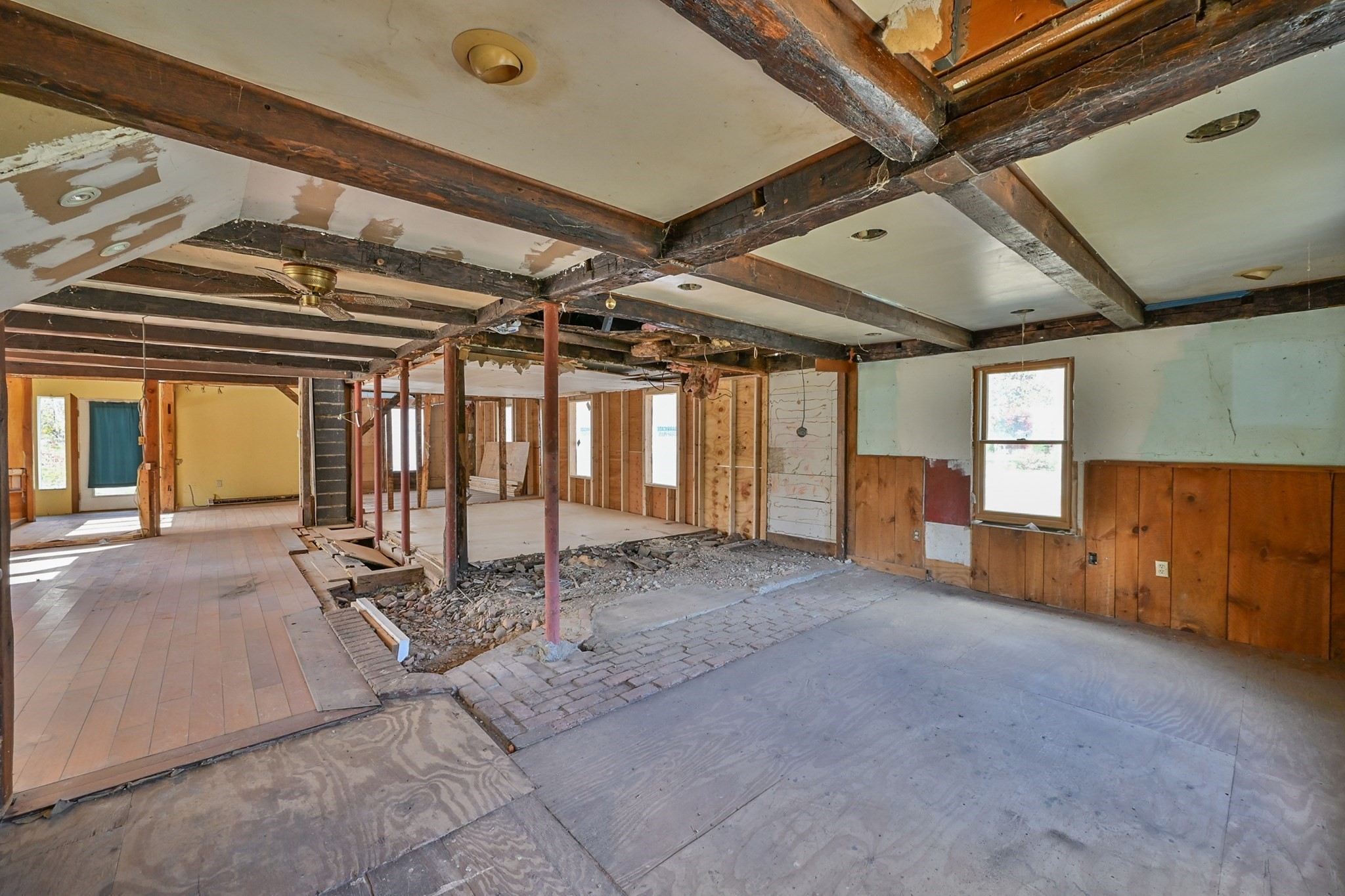 18 Kingsbury Rd, Webster, MA 01570 - Image 21