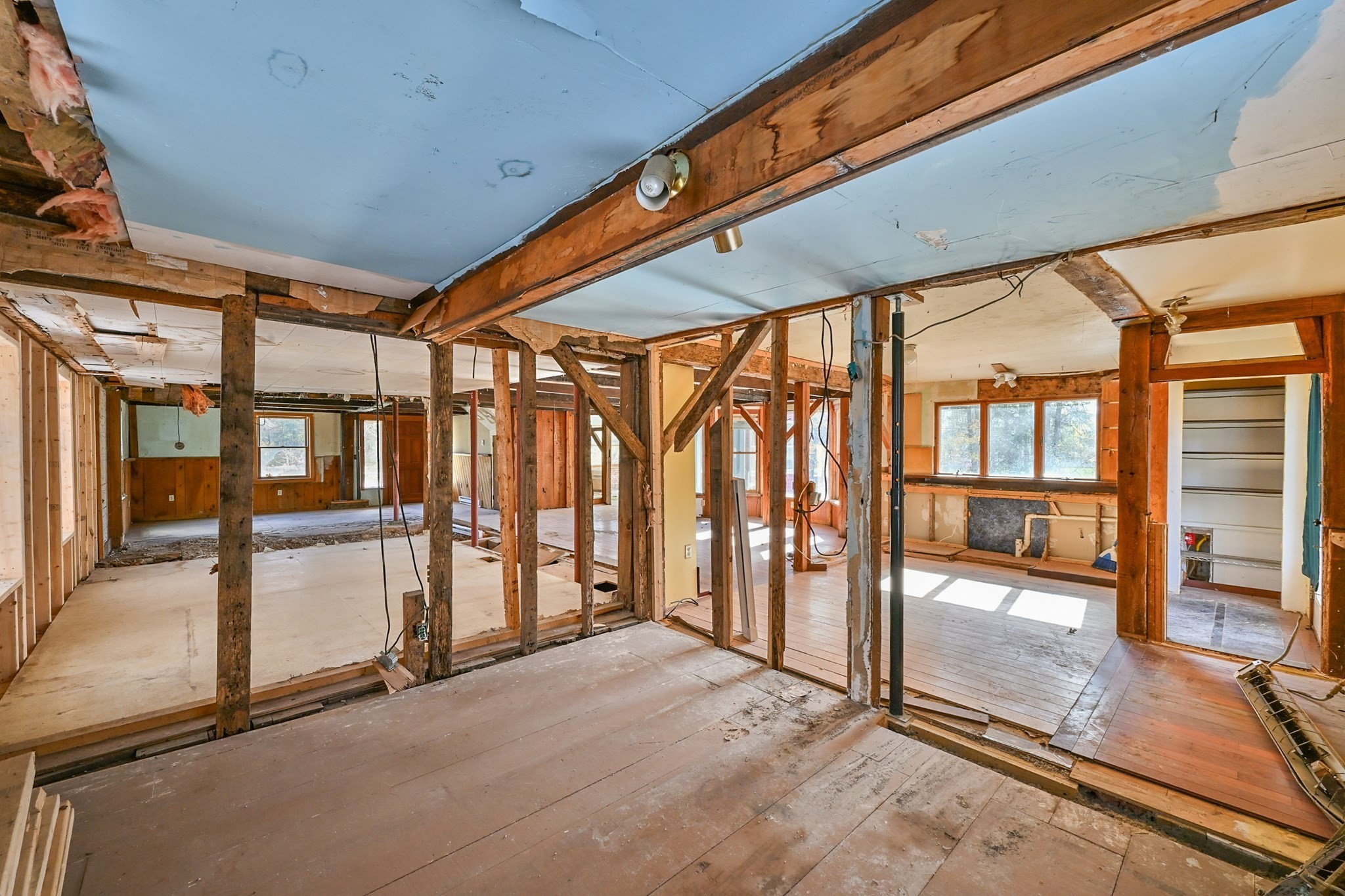 18 Kingsbury Rd, Webster, MA 01570 - Image 28