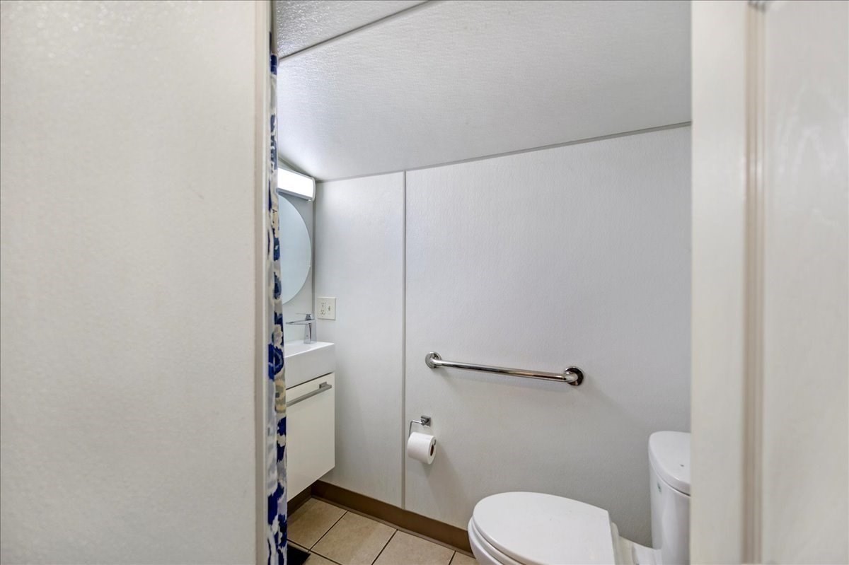 151 Whipple St., Fall River, MA 02721 - Image 23