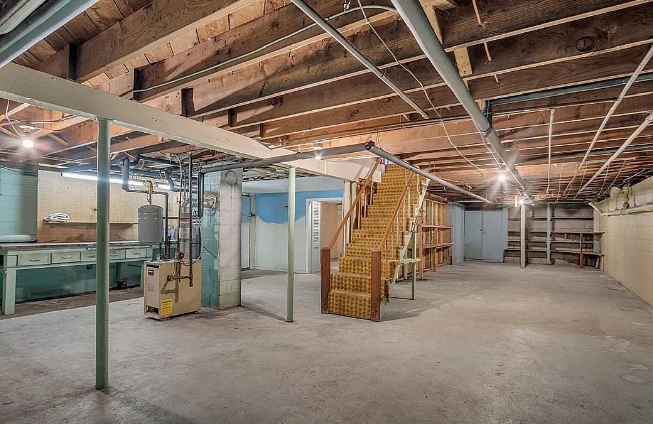 134 Haverhill, Methuen, MA 01844 - Image 24