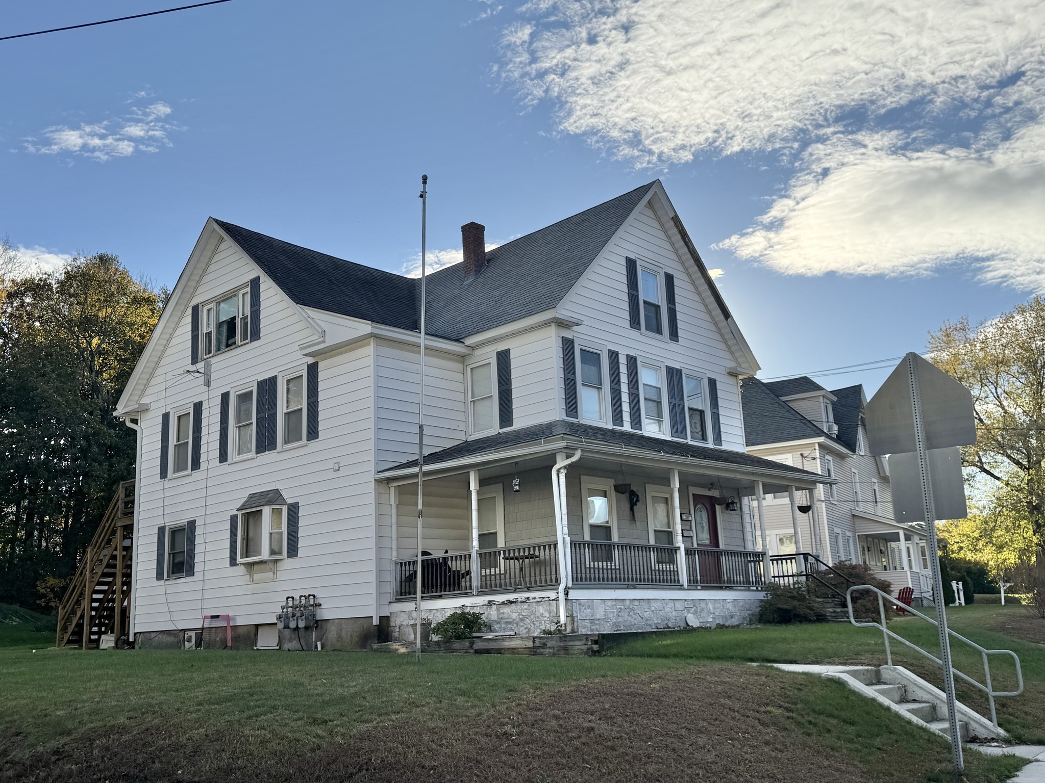 109 Main St, Grafton, MA 01560