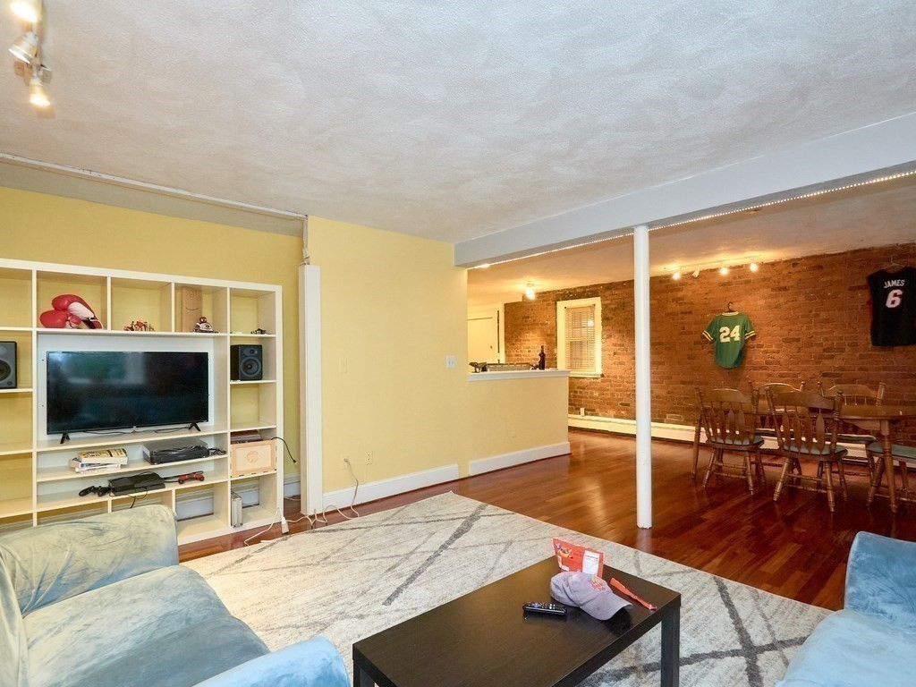 39 South St Unit B, Boston College, Boston, MA 02135 - Image 12