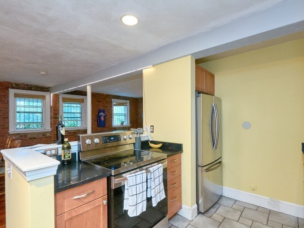 39 South St Unit B, Boston College, Boston, MA 02135 - Image 18