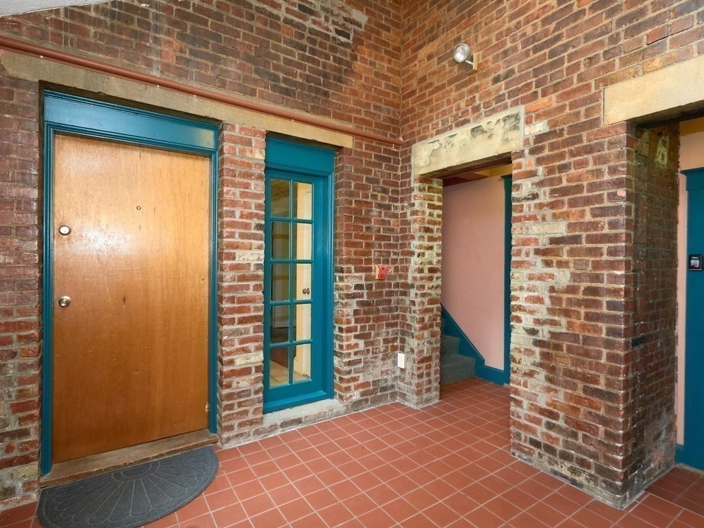 39 South St Unit B, Boston College, Boston, MA 02135 - Image 10