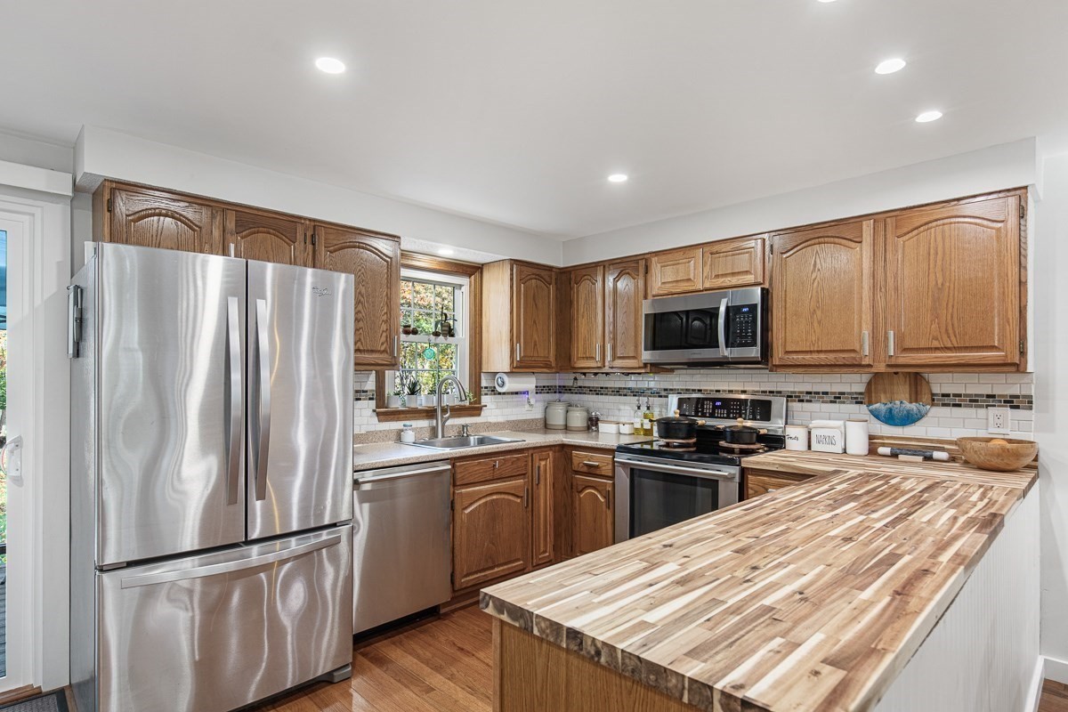 10 Eagle Dr Unit 10, Douglas, MA 01516 - Image 9