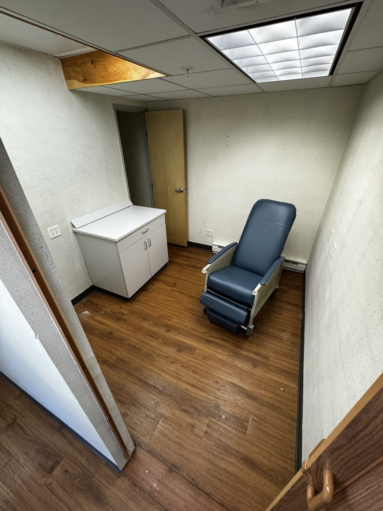 1560 Beacon St Unit 2nd Floor, Brookline, MA 02446 - Image 21