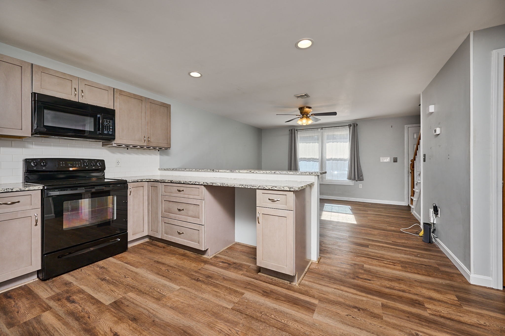 1430 Russell Rd Unit 9, Westfield, MA 01085 - Image 9